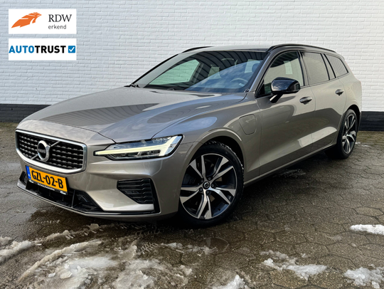 Volvo V60 T8 RECHARGE AWD R- Design